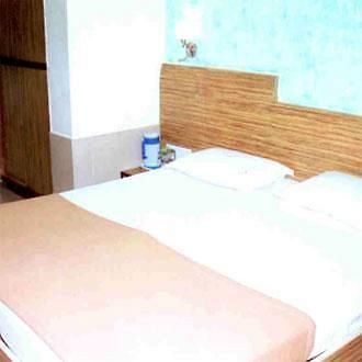Check Inn Hotel Bombay Extérieur photo