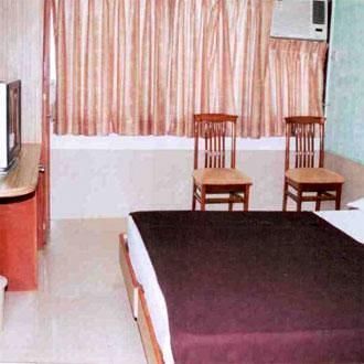 Check Inn Hotel Bombay Extérieur photo